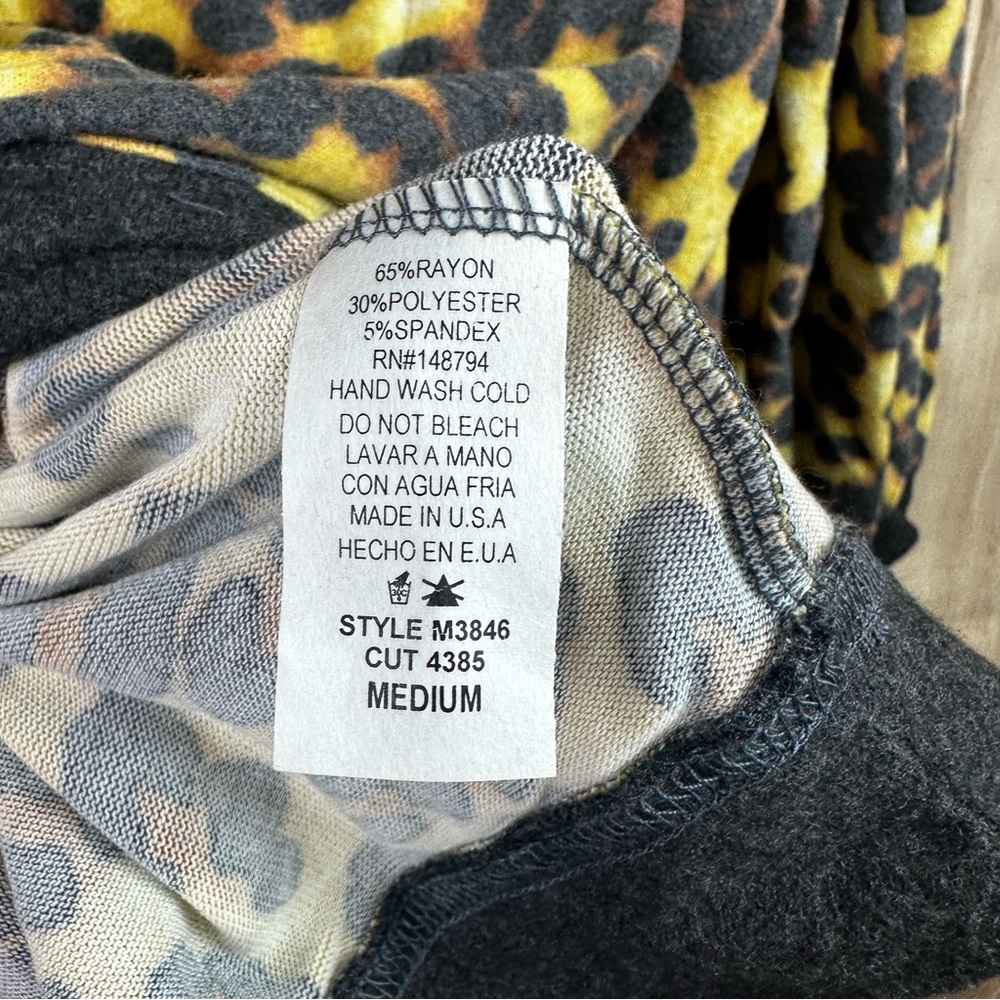 Leopard Print Drawstring Hoodie - Picture 6 of 6